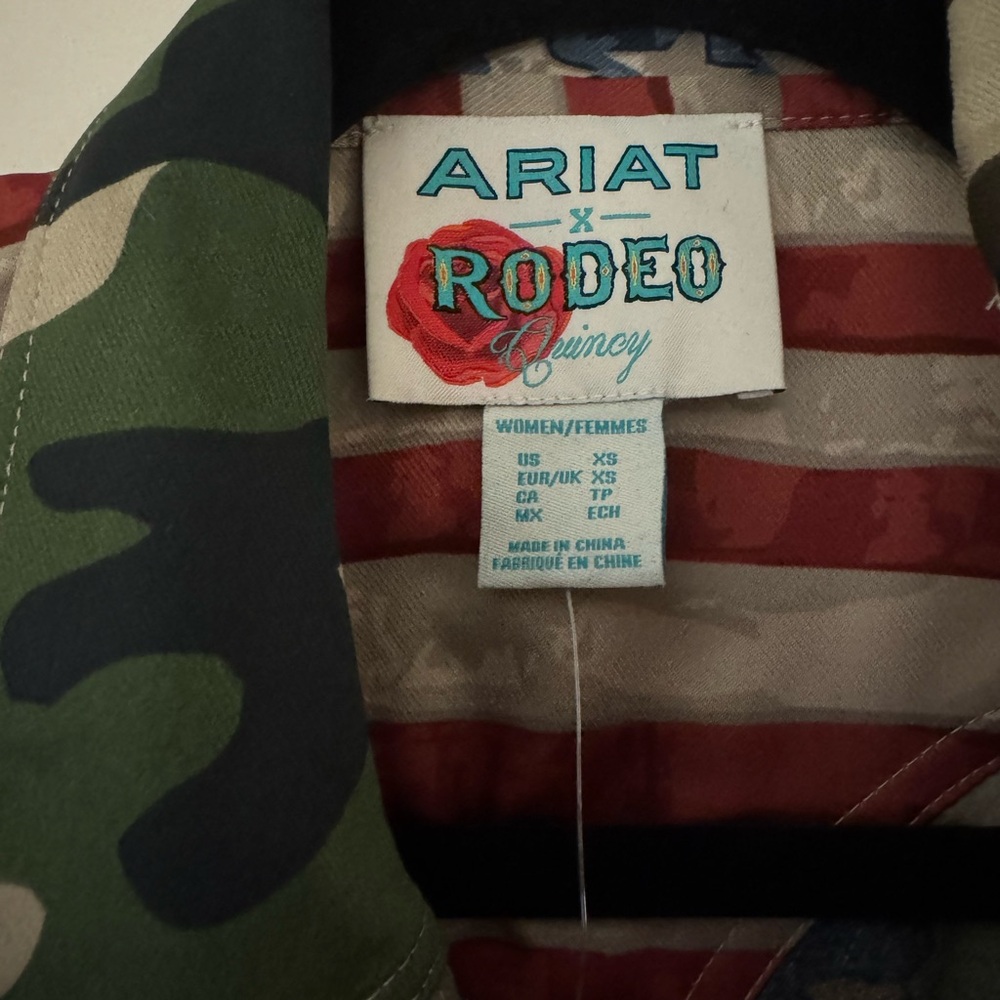 Ariat Camo Pride Rodeo Quincy Shirt - Picture 5 of 8